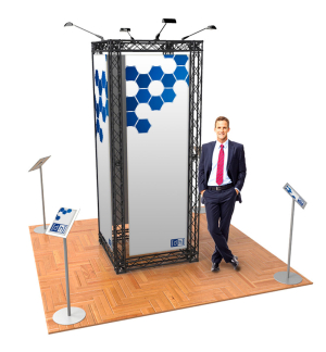 Messestand Traverse S1 Form - Live 01