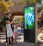 Digitale Outdoor Stele mit 55" Samsung-Bildschirm - Live 02