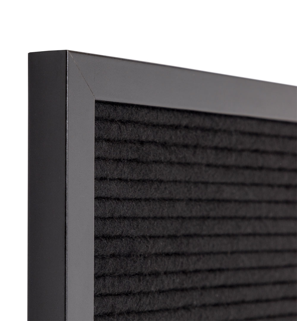 Letterboard Schwarz - Ecke im Detail