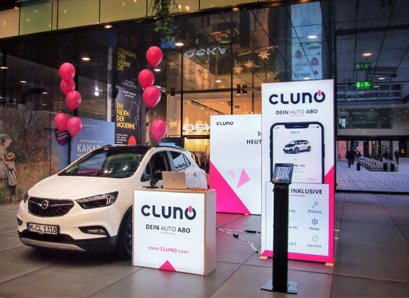 LED-Messestand mit Leuchtrahmen