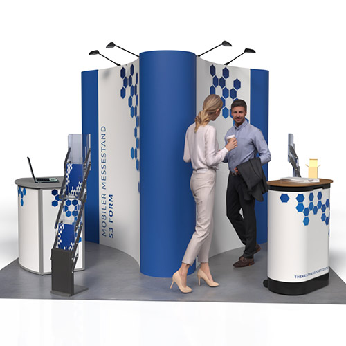 Inselstand mit 360° Zugänglichkeit auf einer Messe Inselstand Beispiel mit Besuchern
