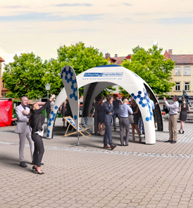 Domezelt als wetterfester Vereinsstand bei einem Outdoor-Event
